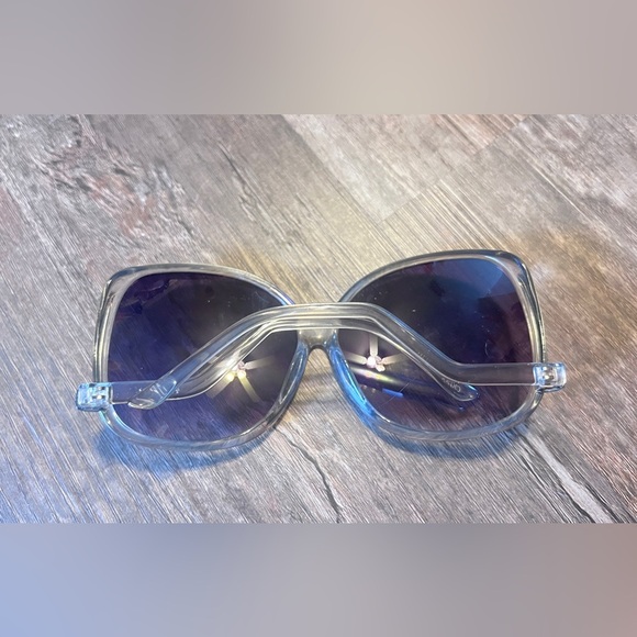 In the Box The Fresh Jackie O Sunglasses - Picture 3 of 3